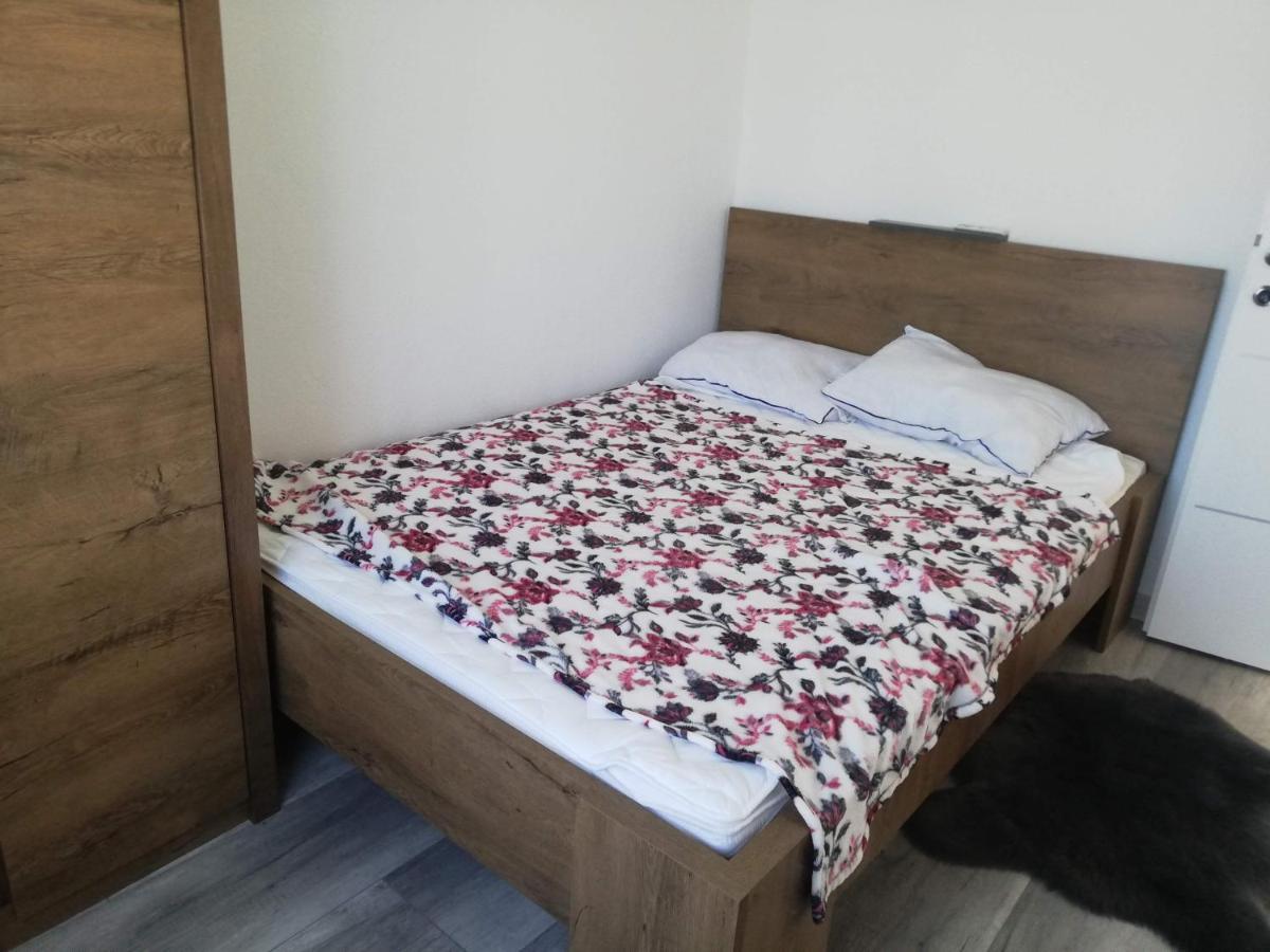 Apartman Kety Vir Luaran gambar